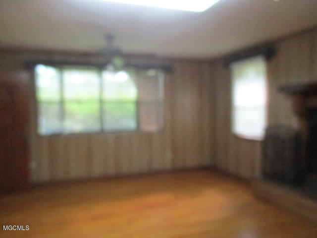 3800 Manchester Road Moss Point, MS 39562 - Photo 5 of 25 Manchester 8-2 029