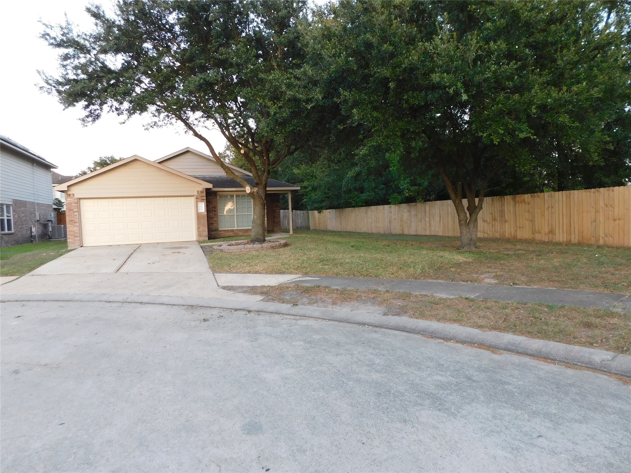 20902 Roxette Court Humble, TX 77338 - Photo 2 of 32 Gallery Image 2