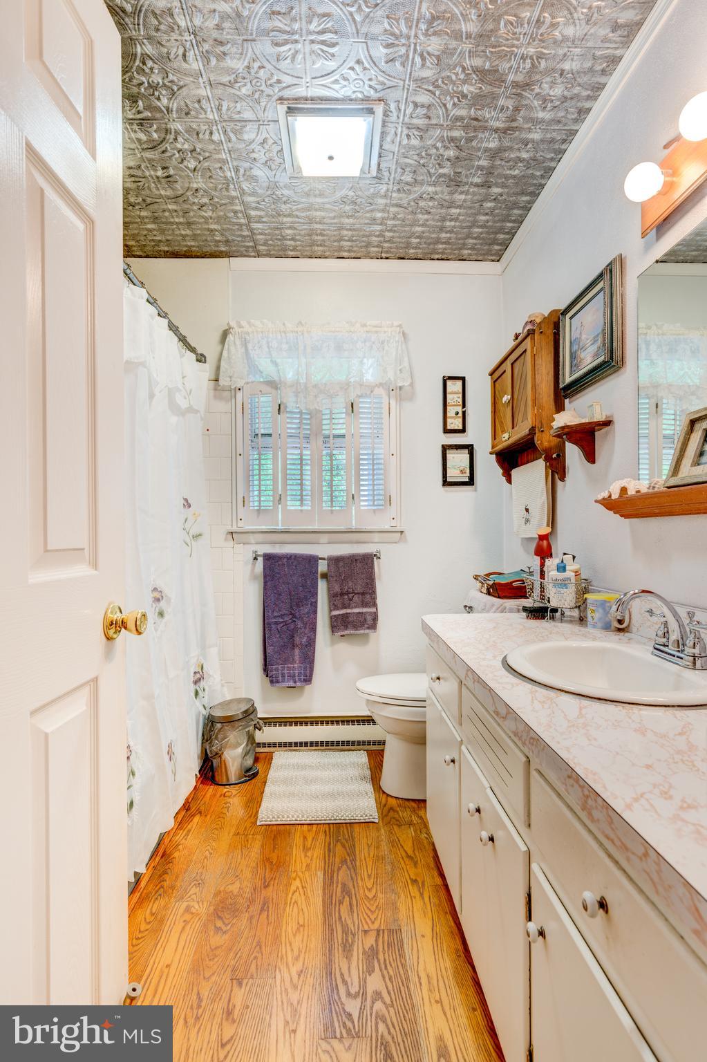 4140 Trump Road Westminster, MD 21158 - Photo 12 of 46 Hall Bath