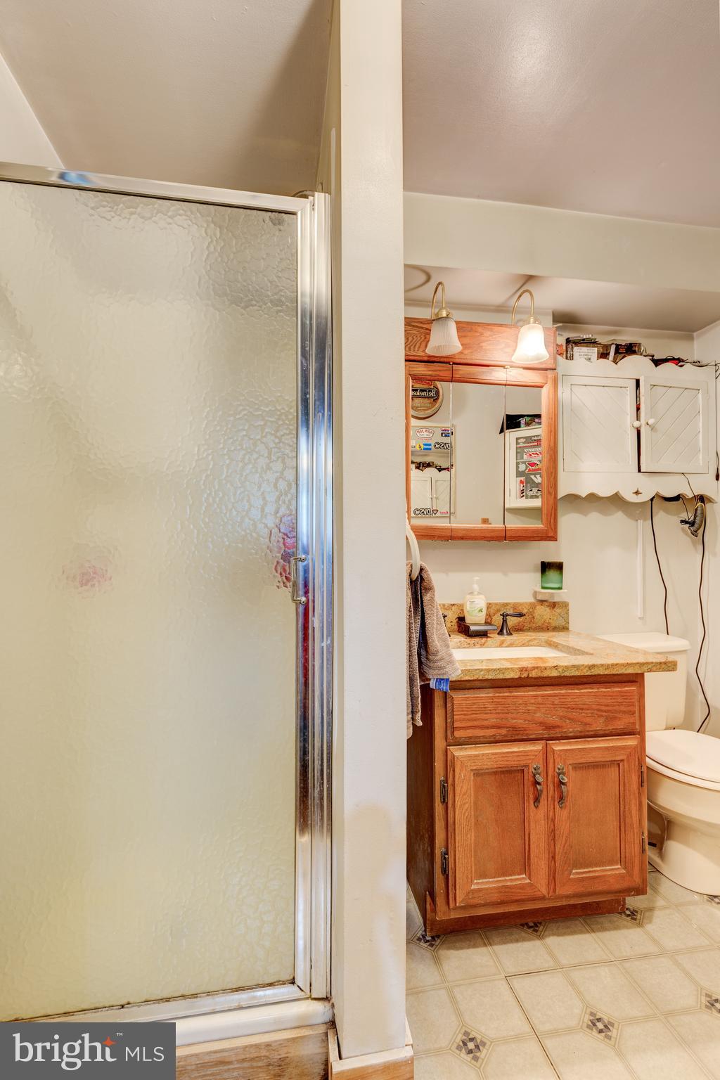 4140 Trump Road Westminster, MD 21158 - Photo 21 of 46 Bath w/shower