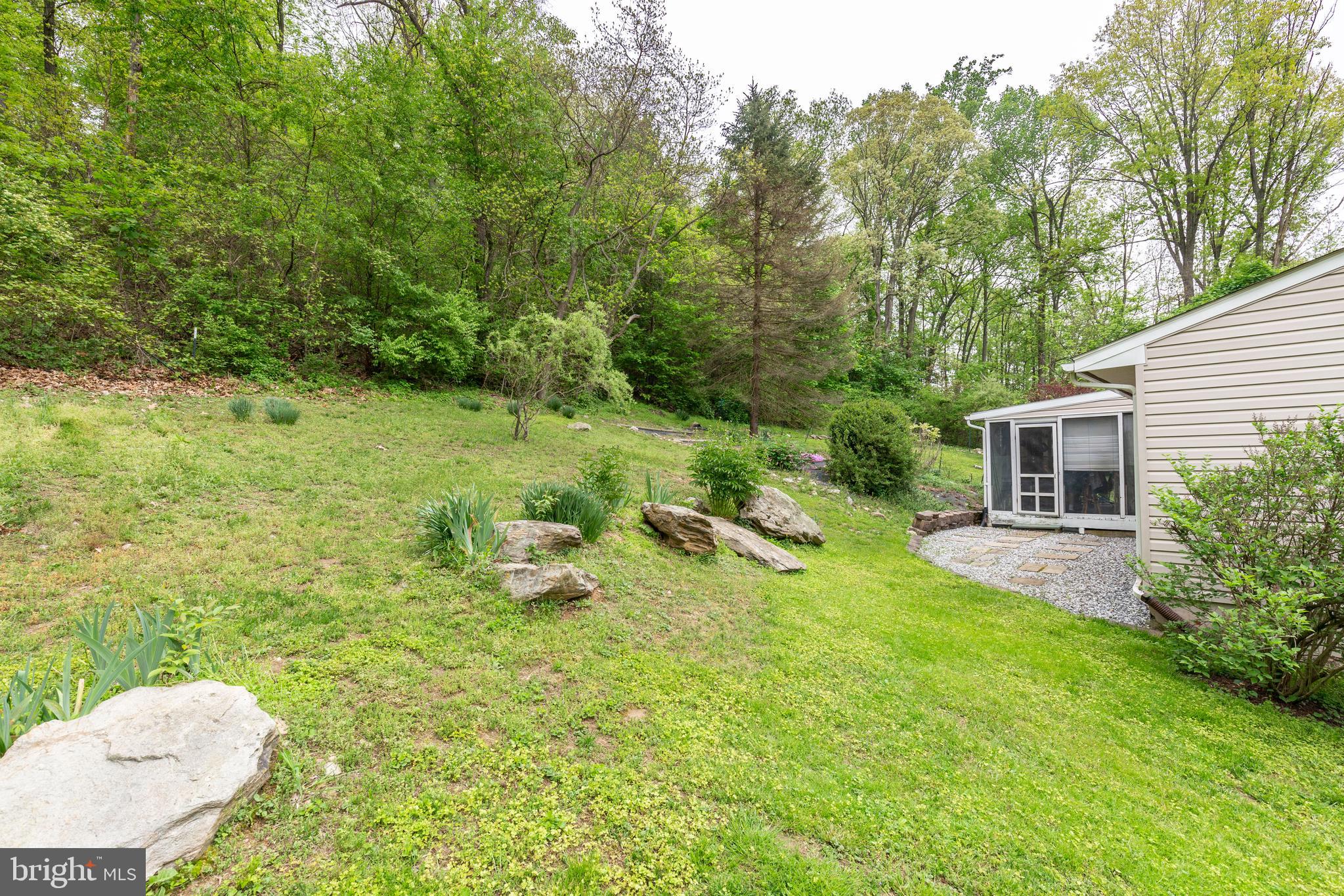 4140 Trump Road Westminster, MD 21158 - Photo 33 of 46 side, rear yard
