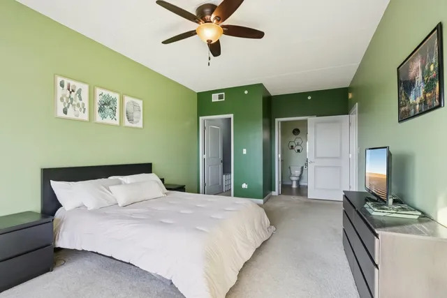 $260,000 | 7050 183rd Street, Unit 302, Tinley Park, IL 60477