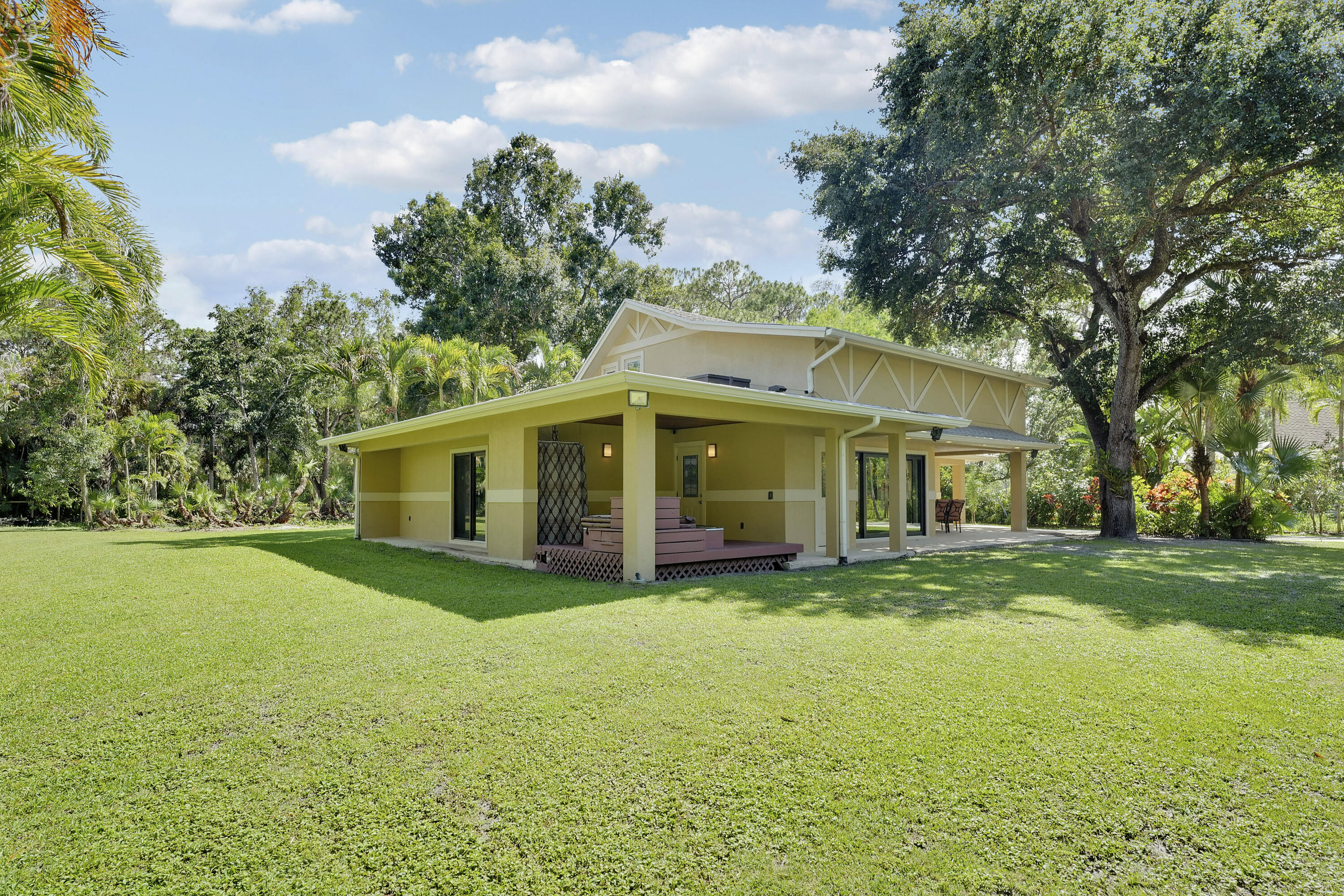 12263 Sandy Run Road Jupiter, FL 33478 - Photo 49 of 71 Backyard / Spa