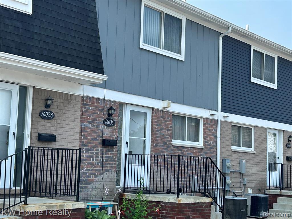 16036 West Eleven Mile Road Southfield, MI 48076 - Photo 2 of 22