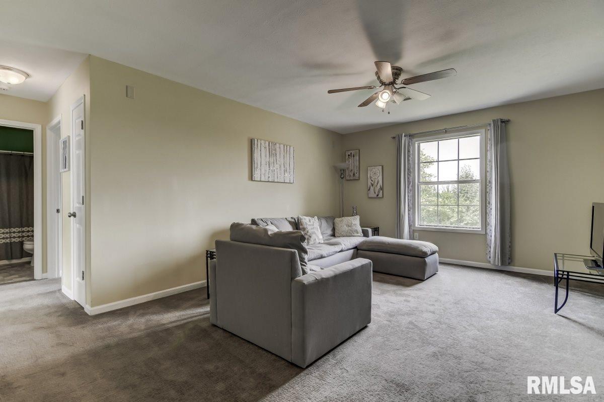 3925 McCormick Drive Springfield, IL 62707 - Photo 19 of 26 Gallery Image 19
