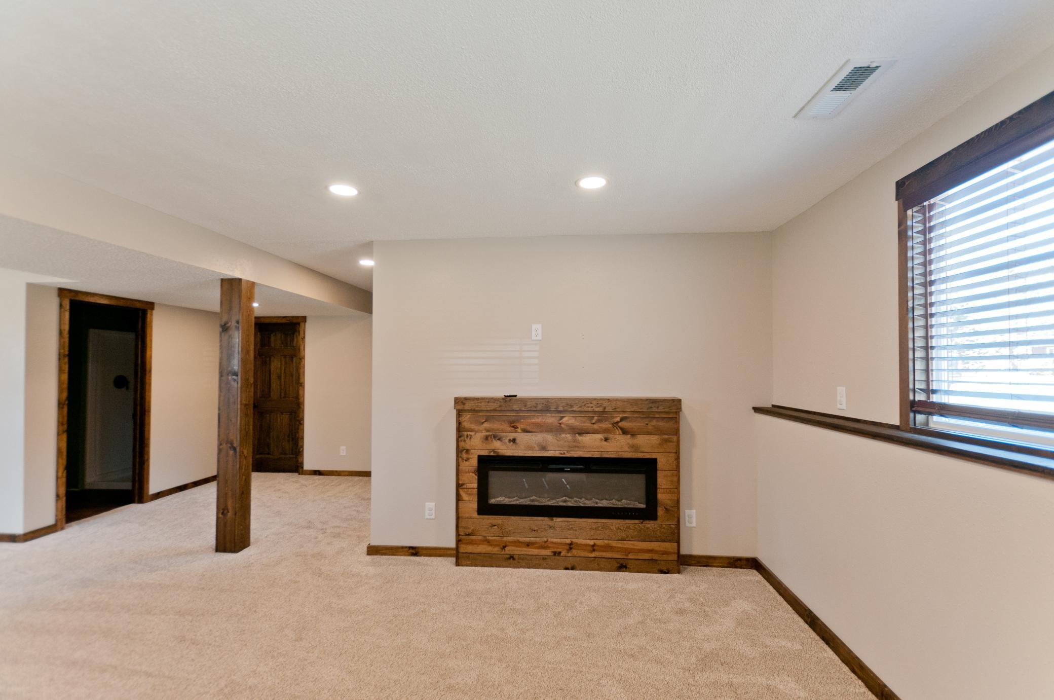 932 Yorkshire Avenue Rice Lake, WI 54868 - Photo 22 of 28