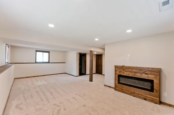 $299,900 | 932 Yorkshire Avenue, Rice Lake, WI 54868