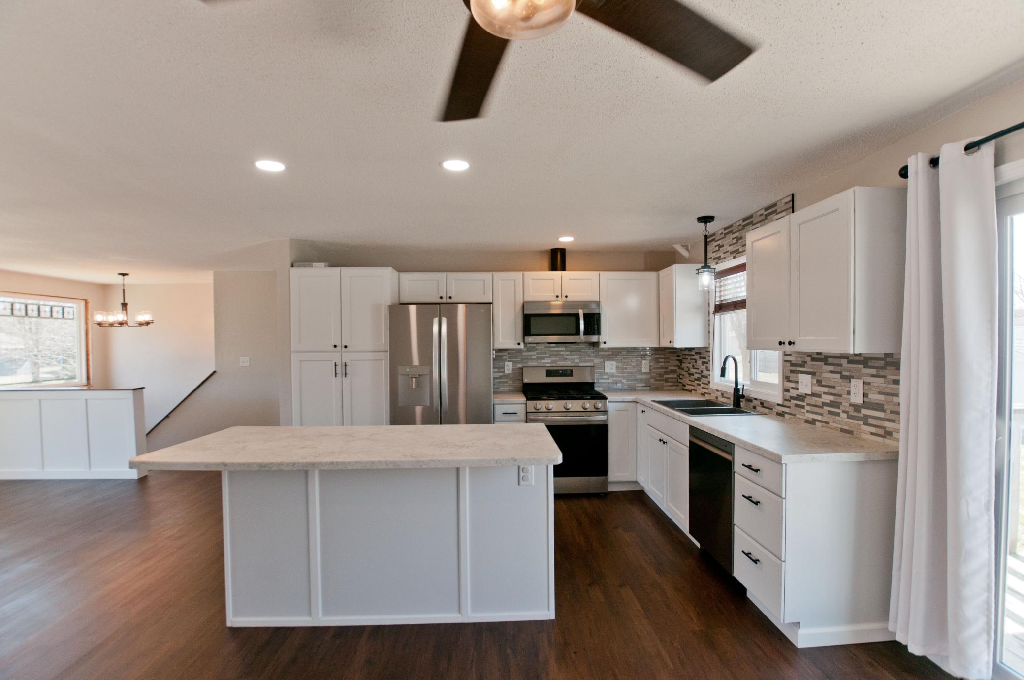 932 Yorkshire Avenue Rice Lake, WI 54868 - Photo 10 of 28