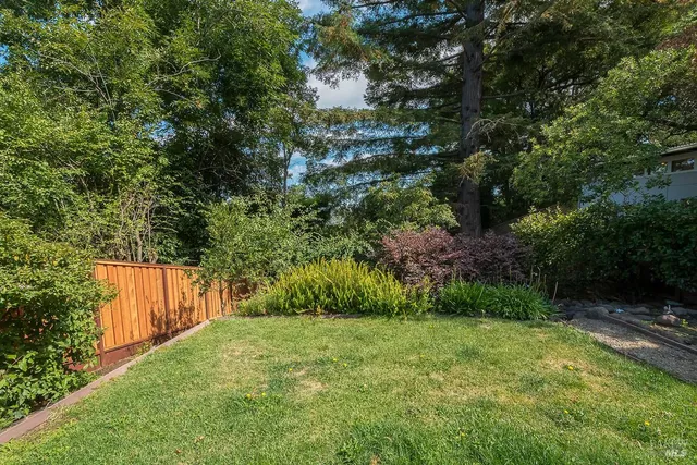 $6,200 | 9 Sunnyside Avenue, Corte Madera, CA 94925