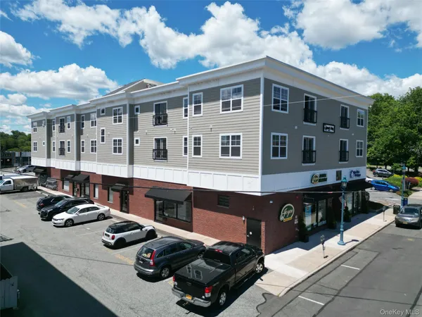 $2,900 | 17 North William Street, Pearl River, NY 10965