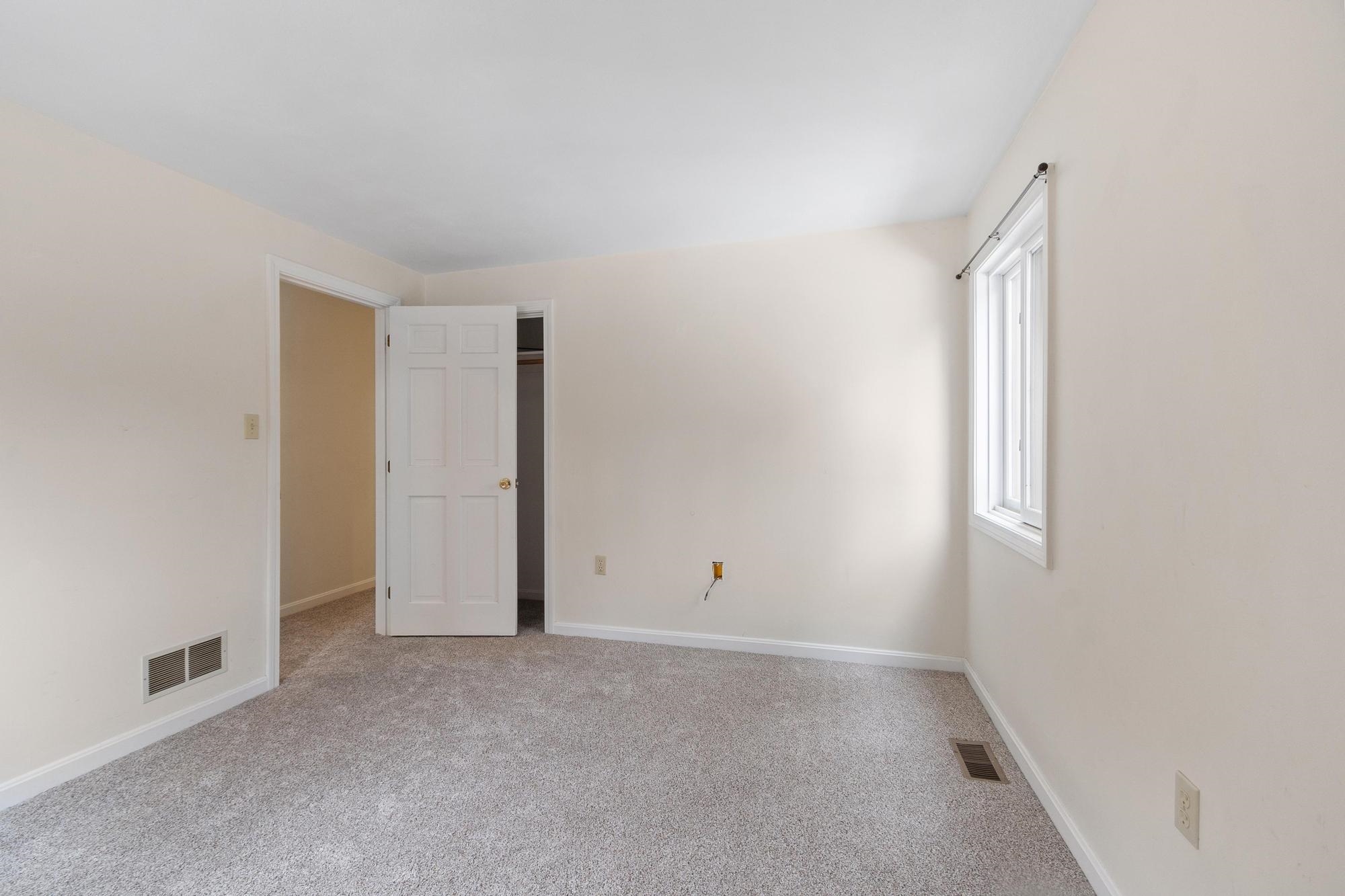 153 Coffin Road, Unit 24 Epping, NH 03042 - Photo 23 of 31