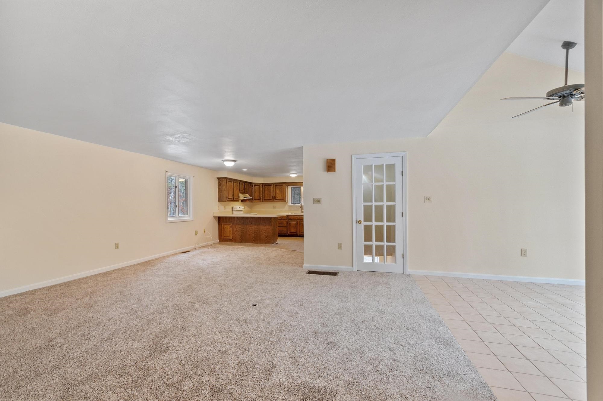 153 Coffin Road, Unit 24 Epping, NH 03042 - Photo 6 of 31