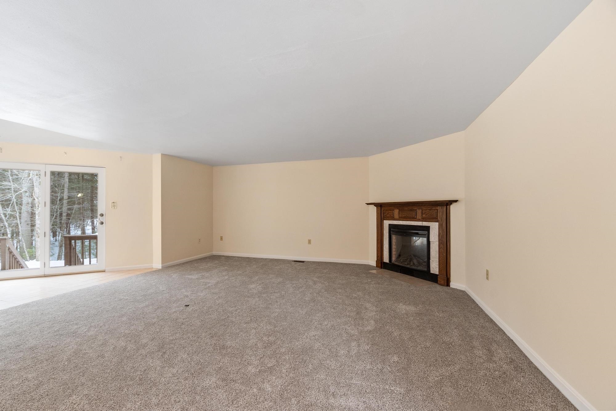 153 Coffin Road, Unit 24 Epping, NH 03042 - Photo 7 of 31