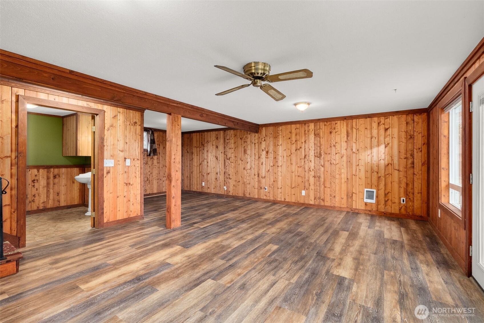 1746 Military Road Centralia, WA 98531 - Photo 23 of 39