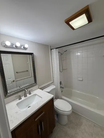 $1,975 | 9911 Sandalfoot Boulevard, Unit 105, Boca Raton, FL 33428