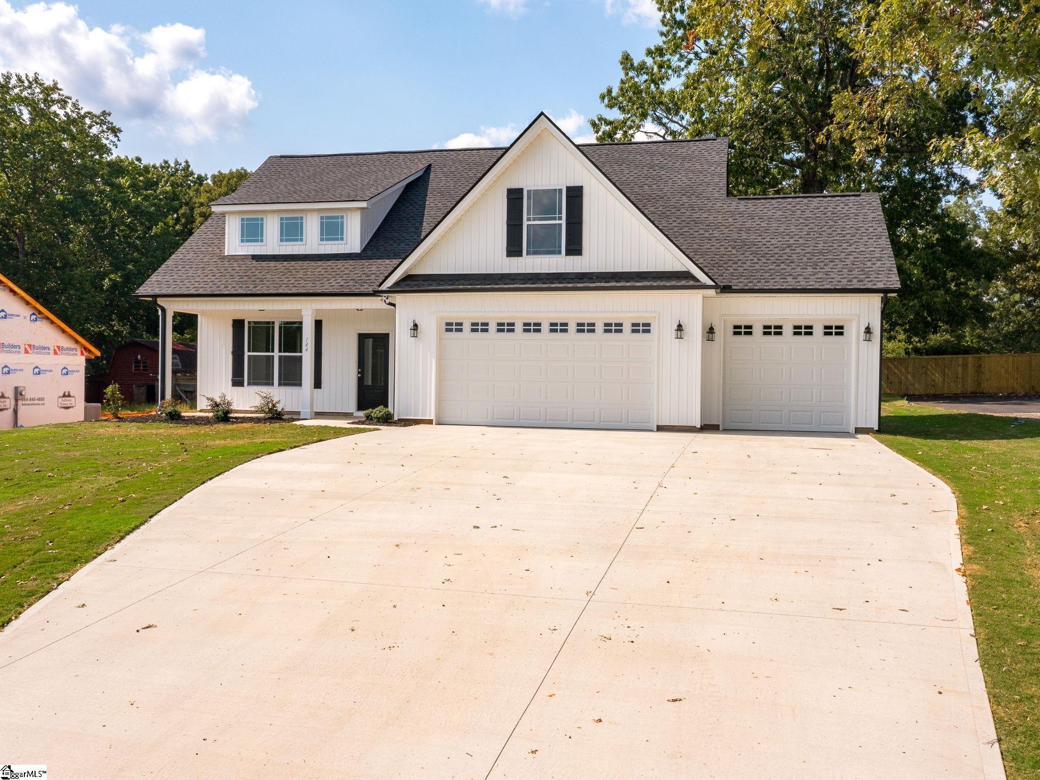 144 Plemmons Road Lyman, SC 29365 - Photo 2 of 34
