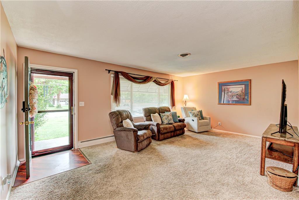 1310 Stafford Road Plainfield, IN 46168 - Photo 5 of 21 Gallery Image 5