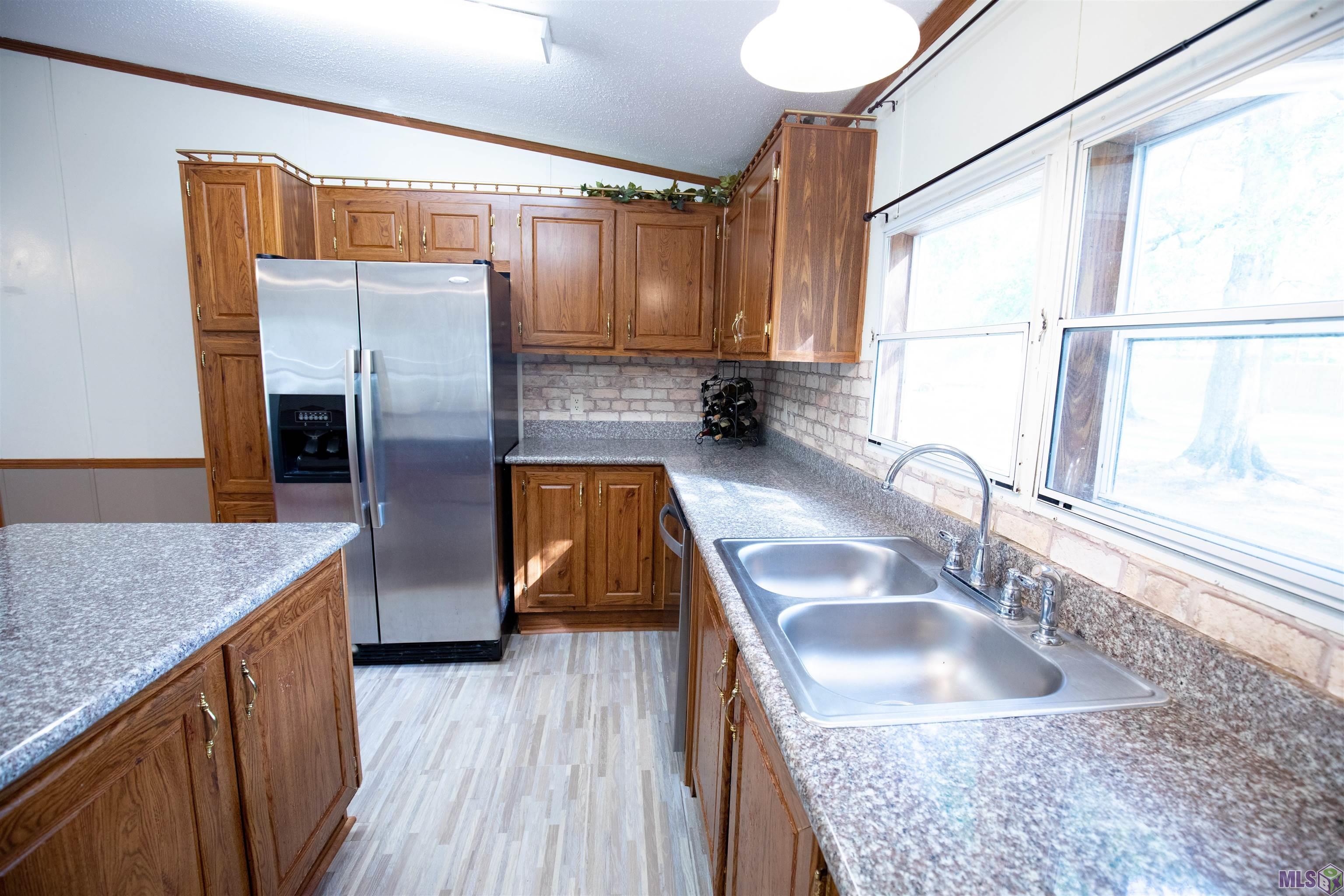 12311 Brown Road Denham Springs, LA 70726 - Photo 4 of 18 Gallery Image 4
