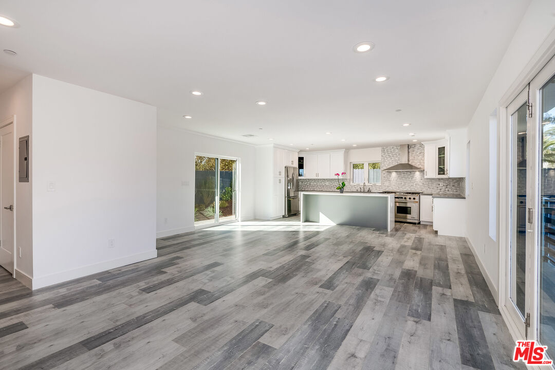 1663 Sargent Court Los Angeles, CA 90026 - Photo 6 of 20 a view of kitchen with wooden floor