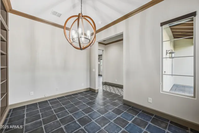 a view of a livingroom with an entryway