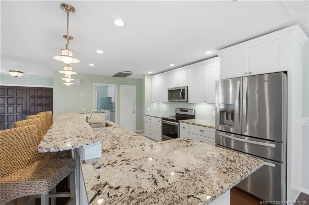 3131 Southeast Fairway West Stuart, FL 34997 - Photo 15 of 48