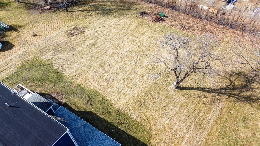 43 Old North Road Hudson, MA 01749 - Photo 4 of 26 Gallery Image 4