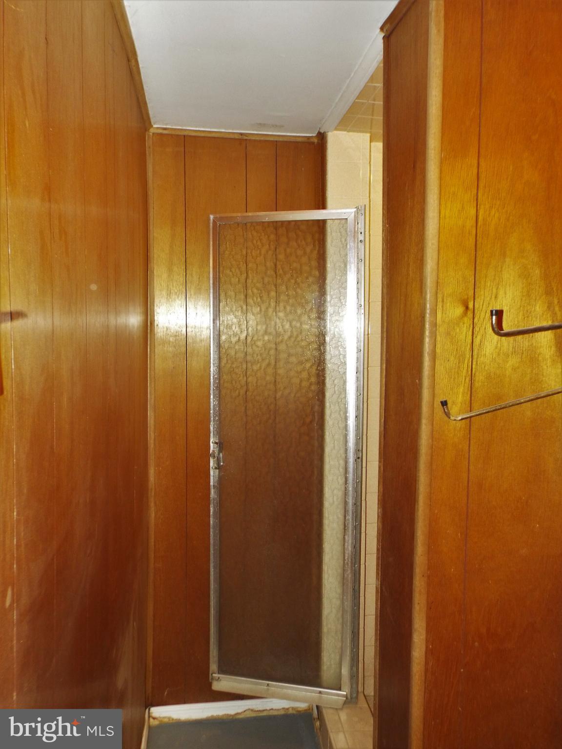 220 Ashby Road Upper Darby, PA 19082 - Photo 21 of 27 Basement bath