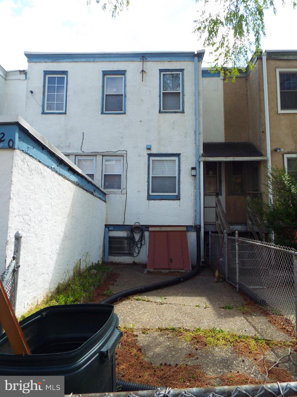 220 Ashby Road Upper Darby, PA 19082 - Photo 23 of 27 Rear of home