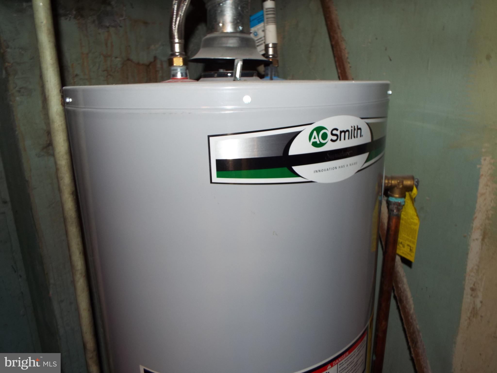 220 Ashby Road Upper Darby, PA 19082 - Photo 26 of 27 Water heater new 2020