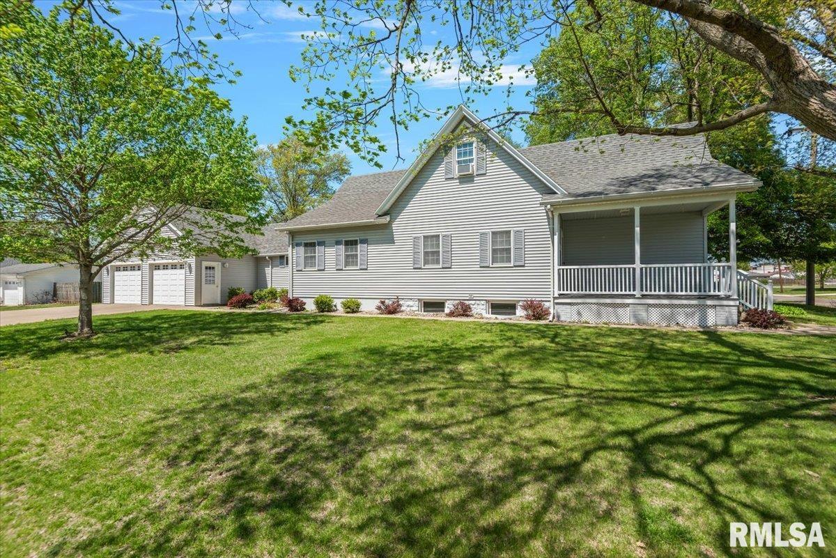 291 South Prospect Street Waverly, IL 62692 - Photo 35 of 42