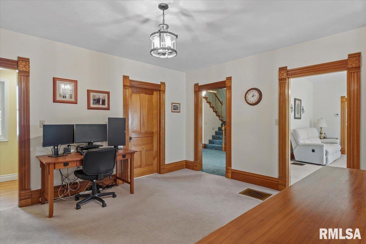 291 South Prospect Street Waverly, IL 62692 - Photo 8 of 42
