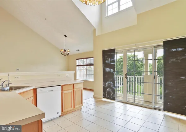 $2,100 | 6344 Springwater Terrace, Unit 1141, Frederick, MD 21701