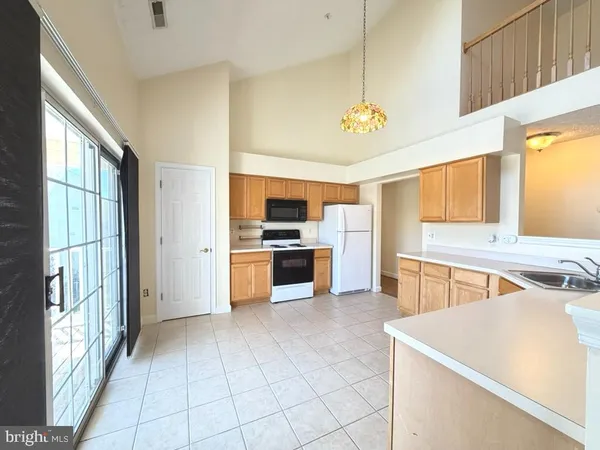 $2,100 | 6344 Springwater Terrace, Unit 1141, Frederick, MD 21701