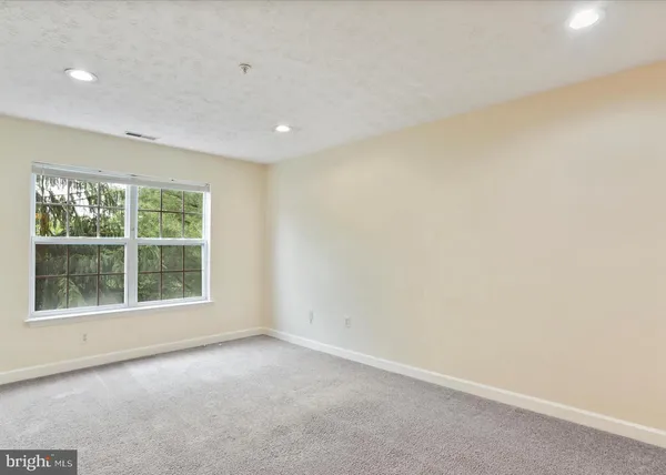 $2,100 | 6344 Springwater Terrace, Unit 1141, Frederick, MD 21701