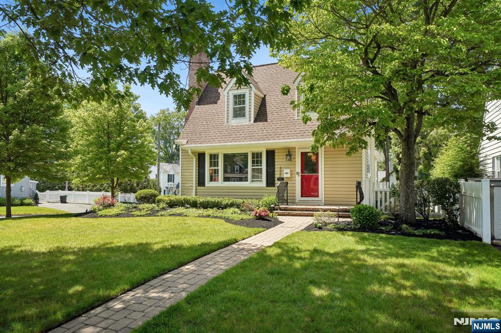 428 Fairfield Avenue Ridgewood, NJ 07450 - Photo 37 of 37