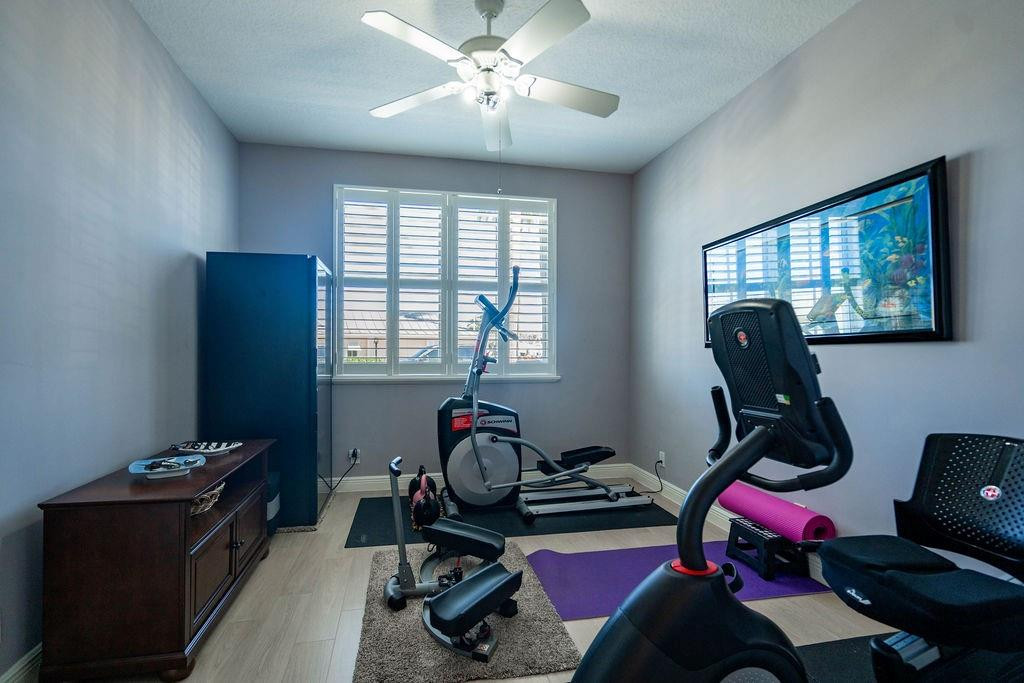 2825 Marina Circle, Unit 2825 Lighthouse Point, FL 33064 - Photo 13 of 48 Photo 13