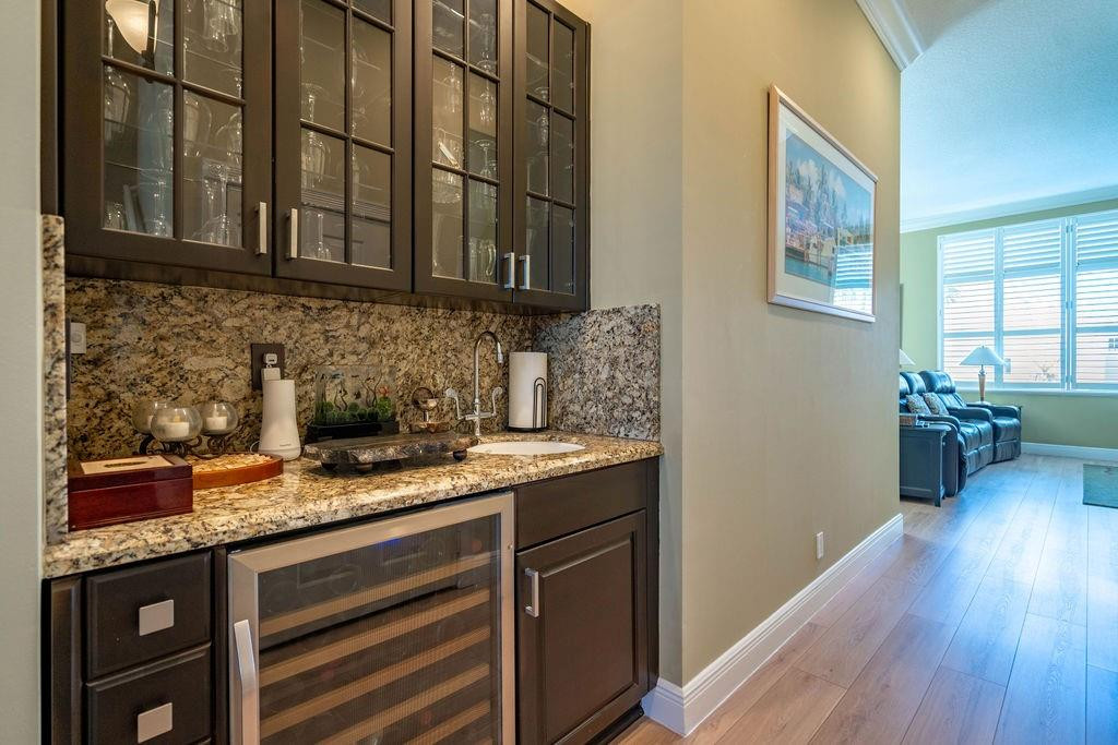 2825 Marina Circle, Unit 2825 Lighthouse Point, FL 33064 - Photo 19 of 48 Photo 19