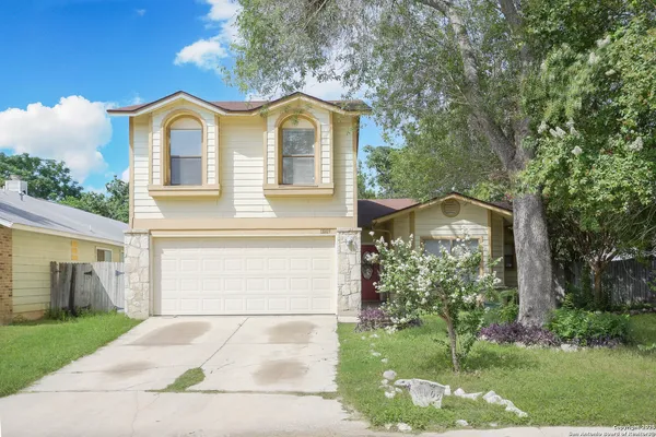 $1,595 | 11009 Almond Park, San Antonio, TX 78249