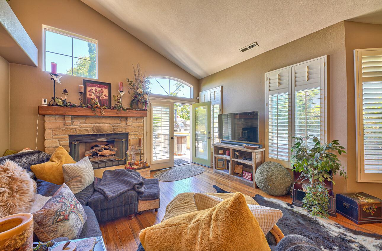 17763 Riverbend Road Salinas, CA 93908 - Photo 14 of 39 Gallery Image 14