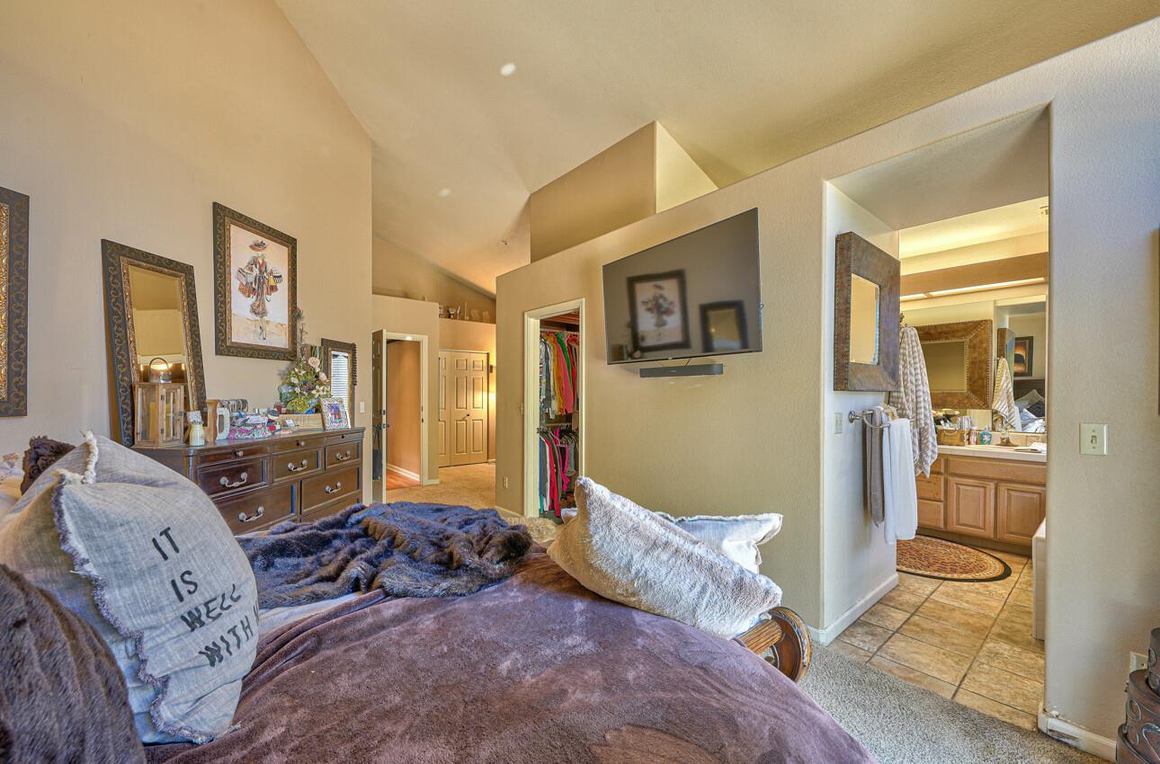 17763 Riverbend Road Salinas, CA 93908 - Photo 24 of 39 Gallery Image 24