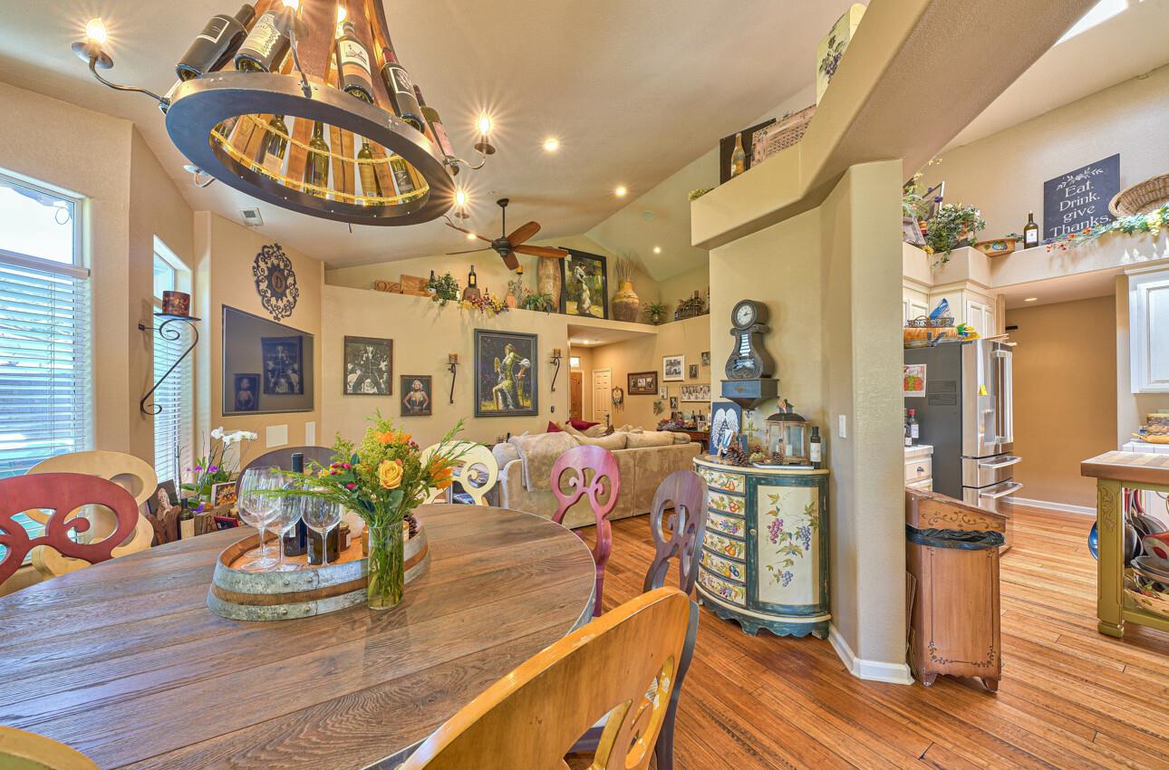 17763 Riverbend Road Salinas, CA 93908 - Photo 8 of 39 Gallery Image 8