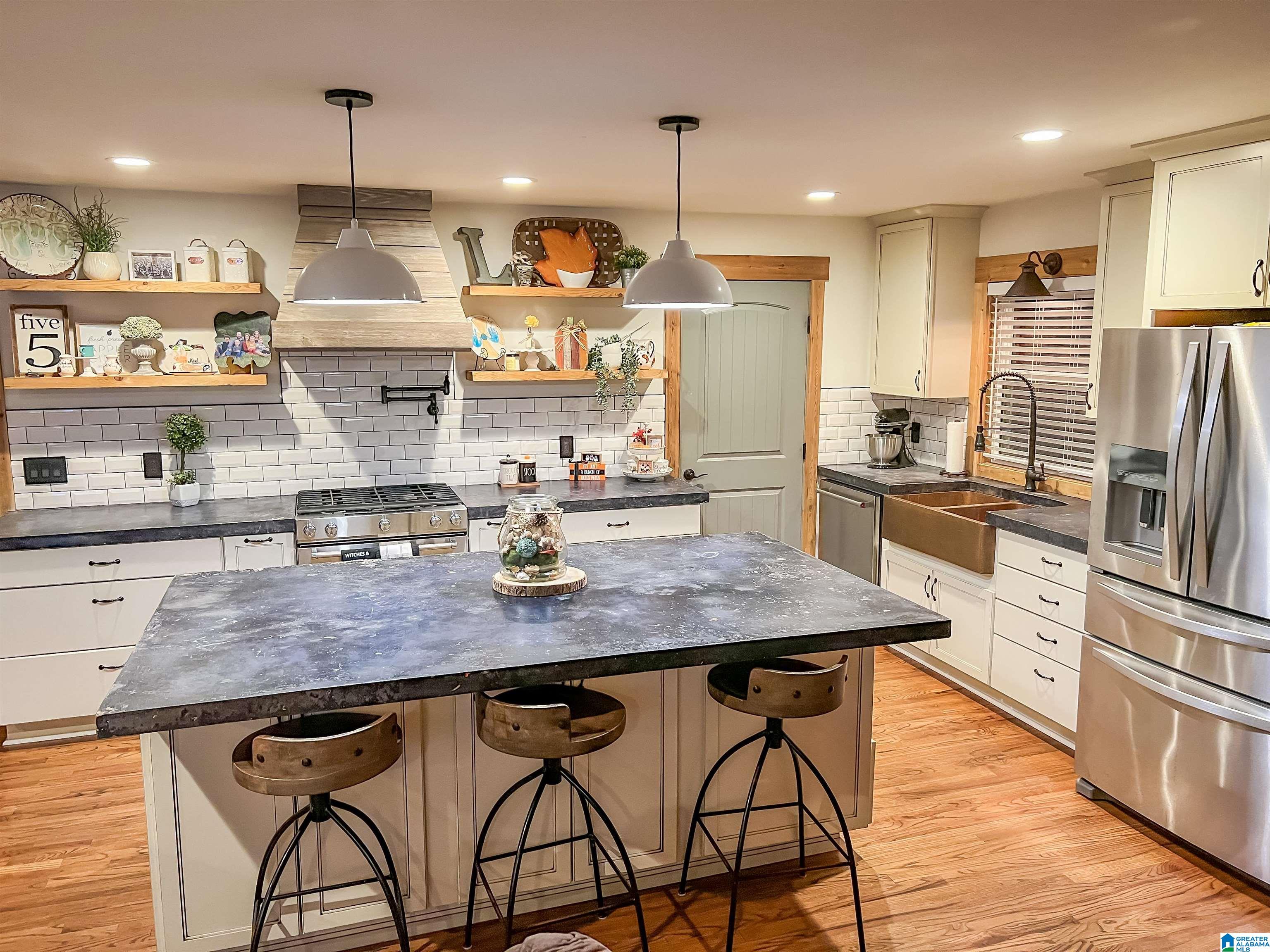 810 Meadow View Pell City, AL 35128 - Photo 24 of 41