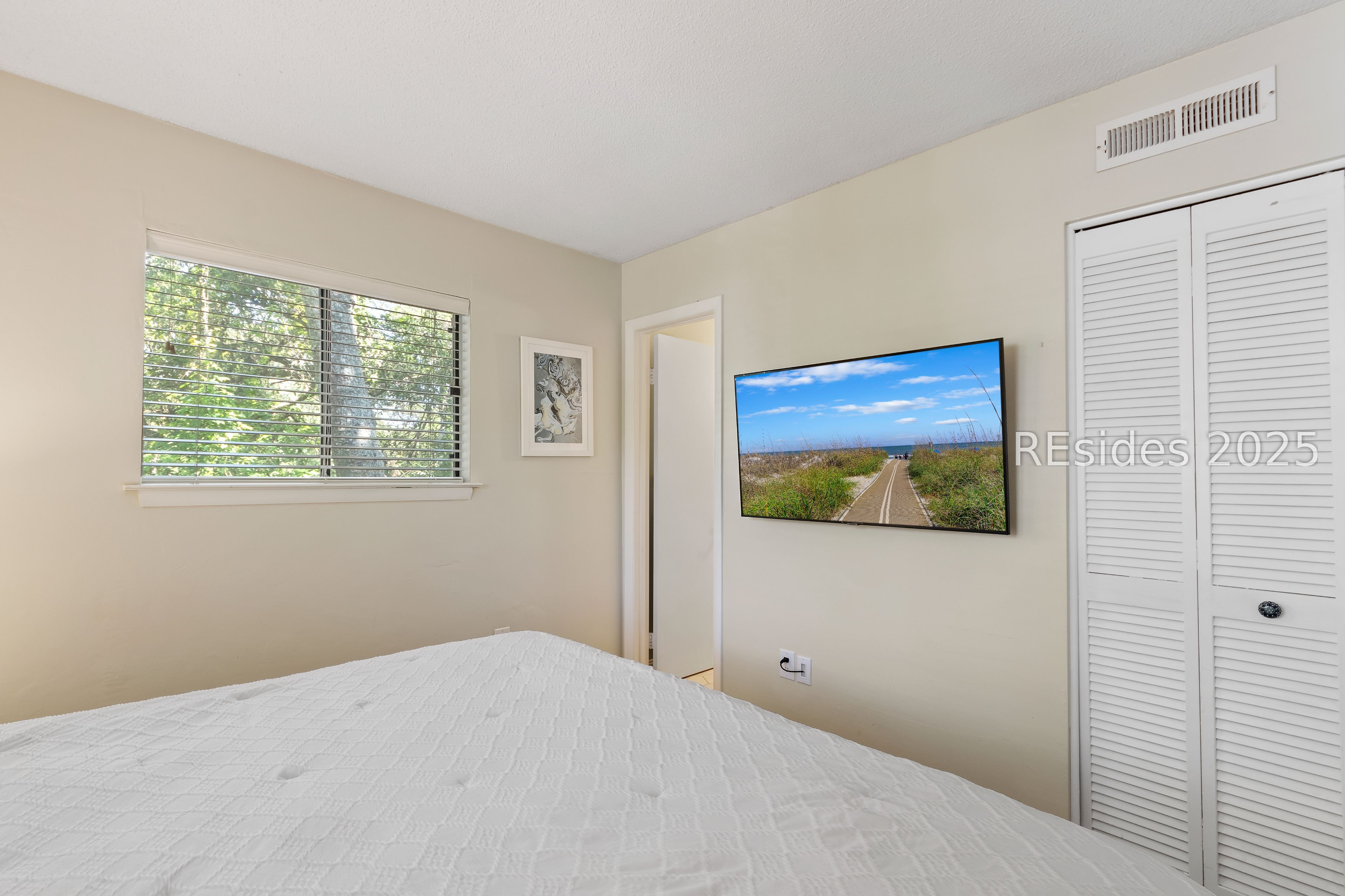 45 Folly Field Road, Unit 16L Hilton Head Island, SC 29928 - Photo 10 of 23