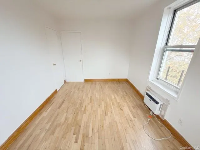 $2,700 | 59-30 108th Street, Unit 6J | South Corona