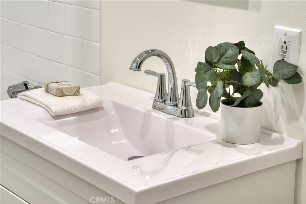 2531 Calmia Road Duarte, CA 91010 - Photo 22 of 30 a close view of sink
