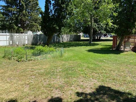 906 East Chicago Road Sturgis, MI 49091 - Photo 5 of 19 IMG_1746