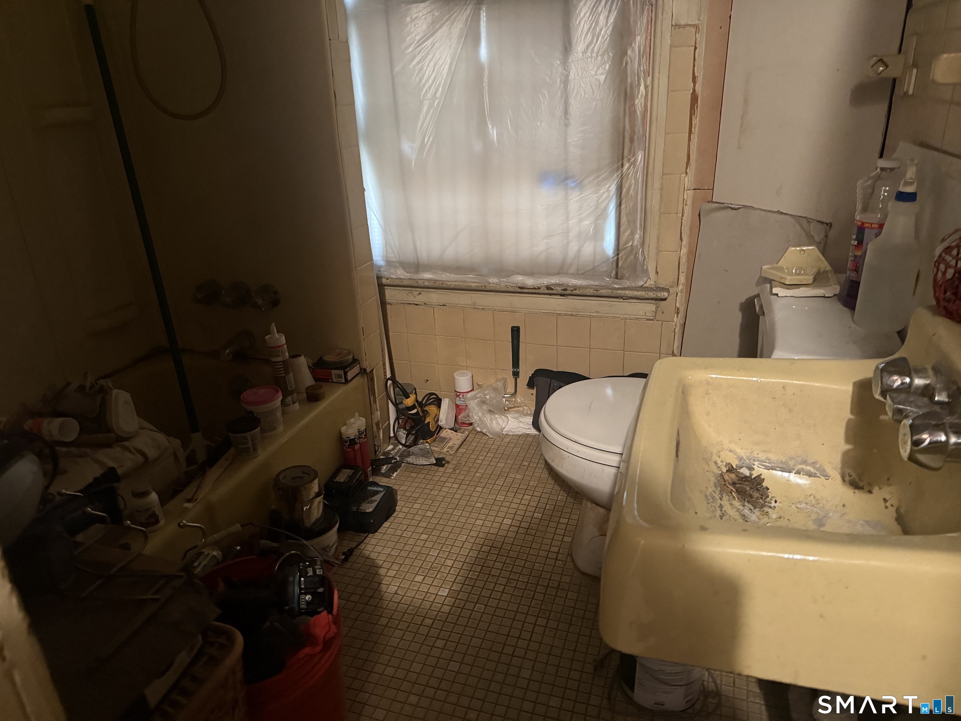 169 James Street New Haven, CT 06513 - Photo 20 of 30 a bathroom with a sink and a mirror