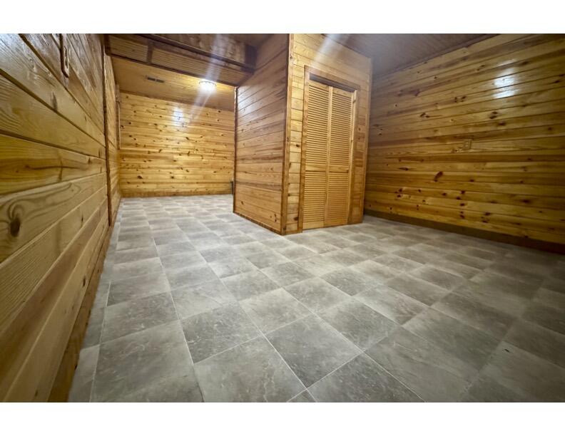 792 Tuggle Road Lancaster, KY 40444 - Photo 23 of 39 Basement Bonus Room 3