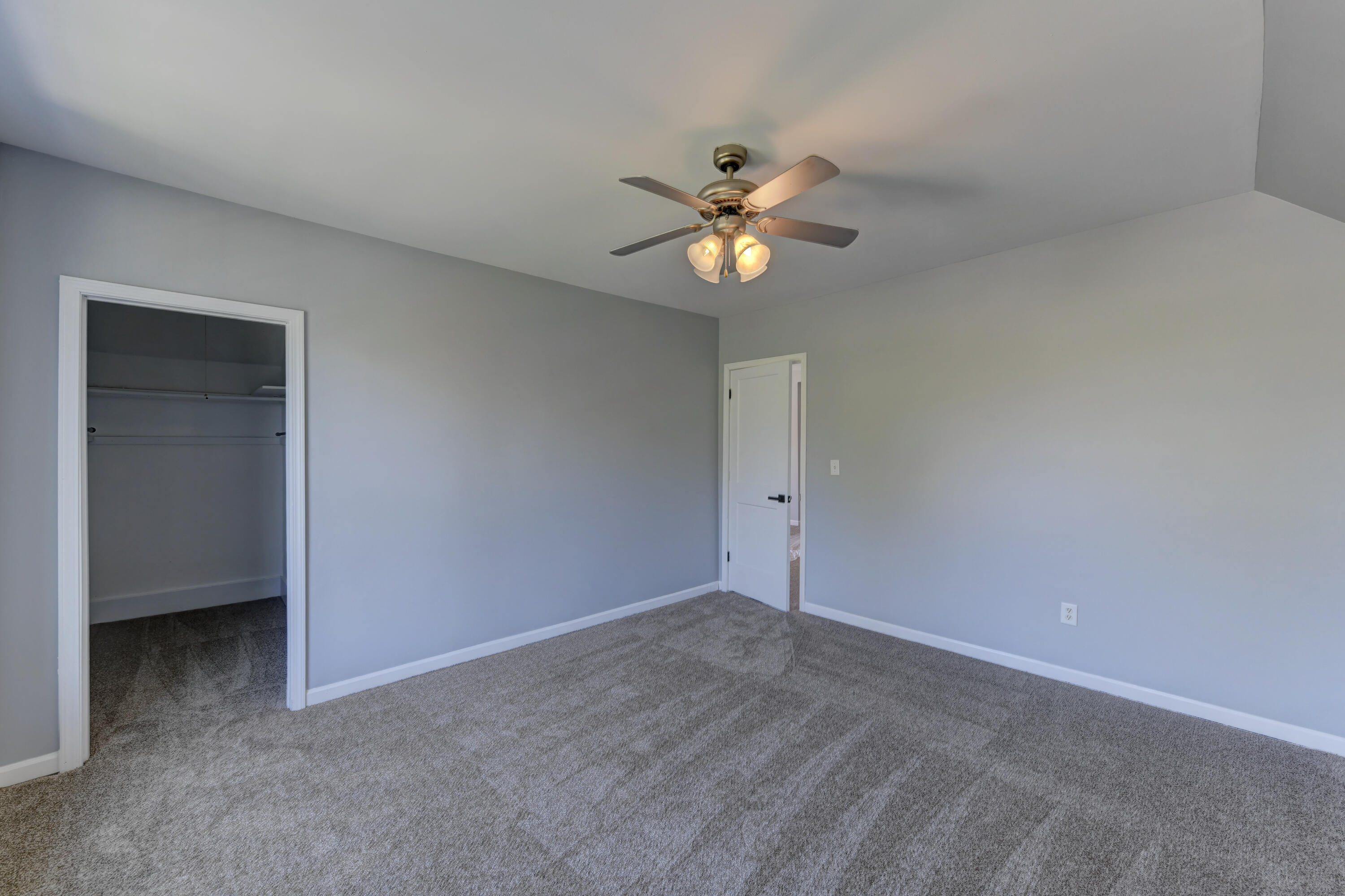 902 Kentucky Street Michigan City, IN 46360 - Photo 7 of 33 a view of an empty room