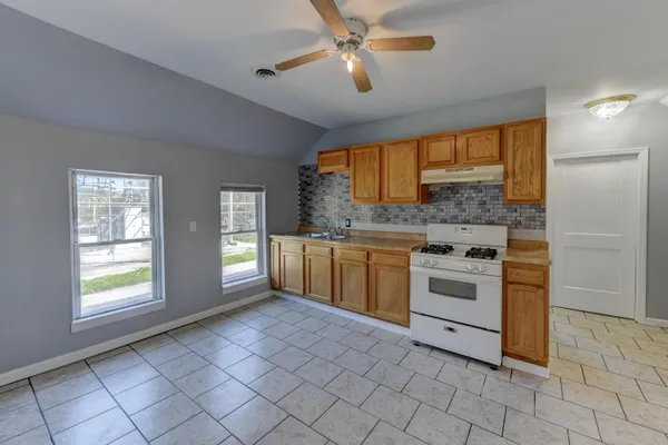 $220,000 | 902 Kentucky Street, Michigan City, IN 46360